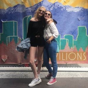 Meet your Posher, Yael and Julia